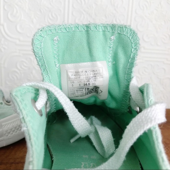 ❌SOLD❌ CONVERSE Chuck Taylors Eyelet Crochet Lace - Picture 8 of 12